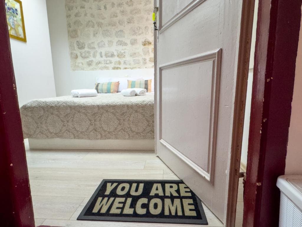 Cozy one bedroom apartment 11